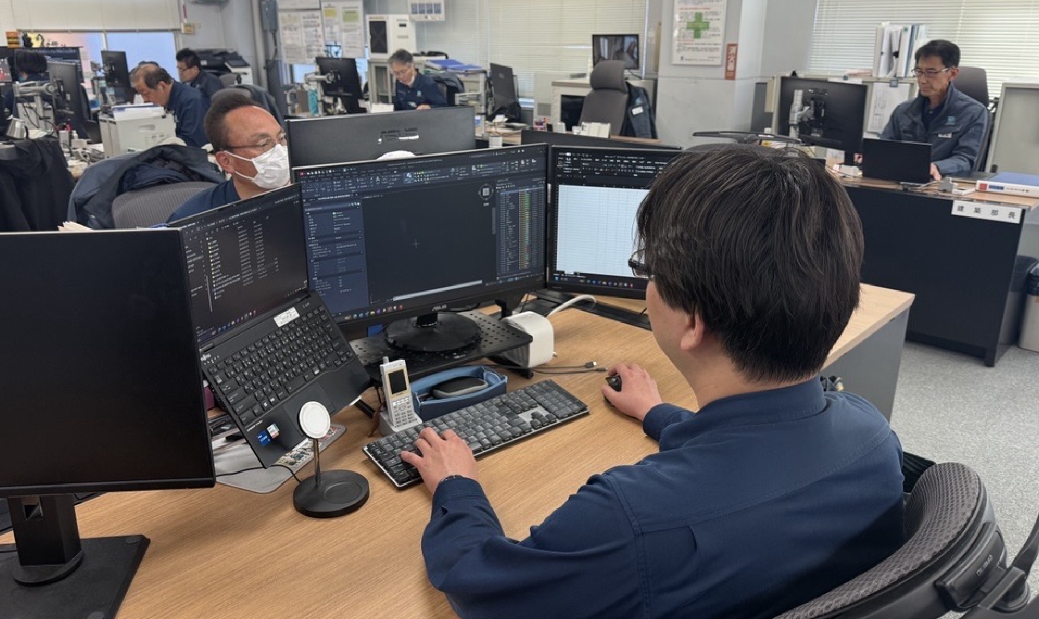 建築部の業務の様子